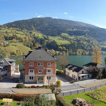 Haus Feldseeblick Сasa de vacaciones Feld am See